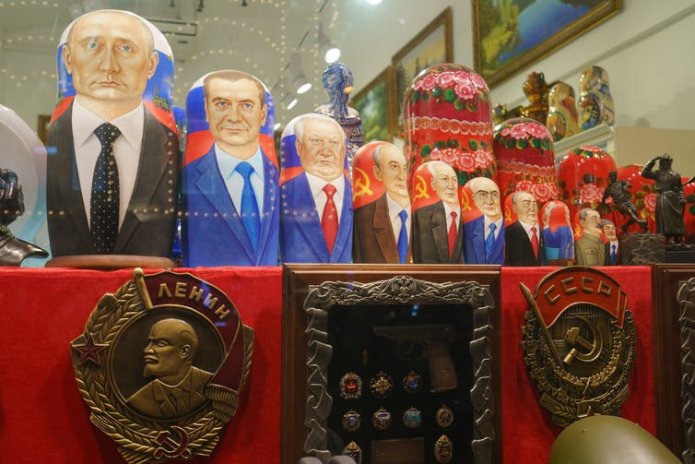 From Lenin to Putin: Russia's turbulent history as told by the foreign press