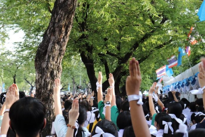 From horticulture to Harry Potter cosplay, Thai students are finding creative ways to protest against repression · Global Voices