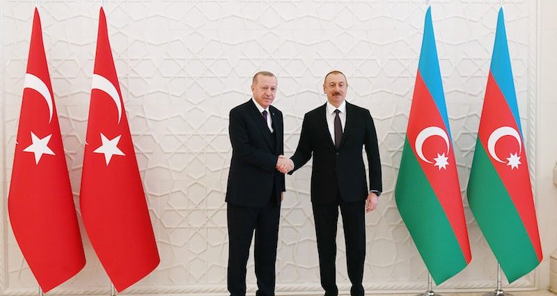 Turkey’s involvement in the Karabakh conflict could harm Azerbaijan, warns journalist Rovshan Aliyev · Global Voices