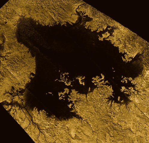 The five most impressive geological structures in the solar system