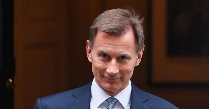 Jeremy Hunt Roasted For Insisting UK's Economy Is 'Brighter Than Expected'