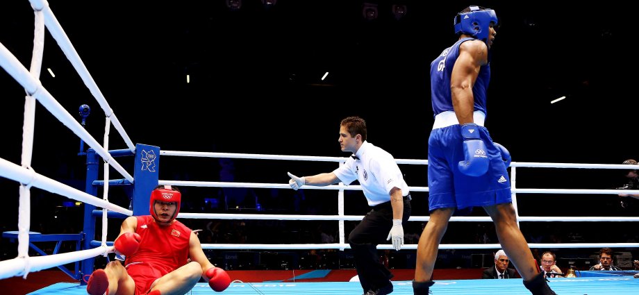 Zhilei Zhang lost to Anthony Joshua in the 2012 Olympics