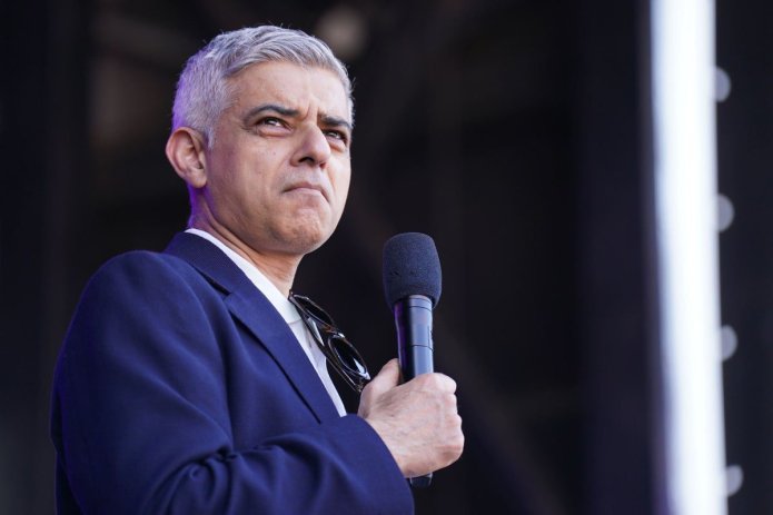 Sadiq Khan extends Ulez scrappage scheme following pressure from Labour MPs
