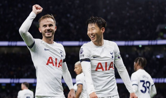 Tottenham have unstoppable new duo after beating Fulham to go back top