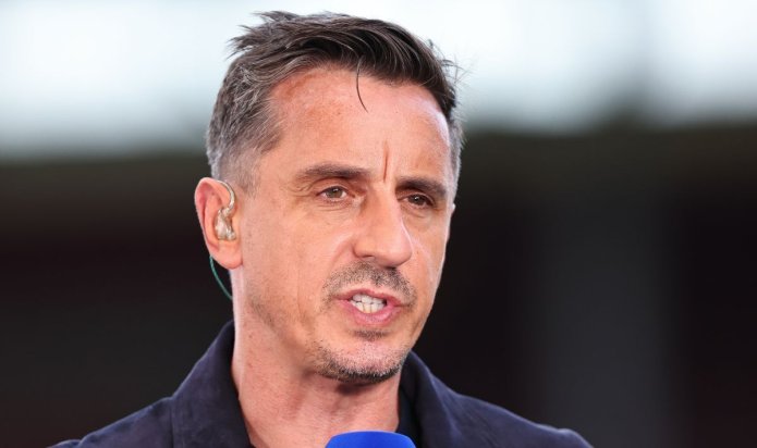 Gary Neville blasts Man Utd star Antony for 'embarrassing' antics vs Man City