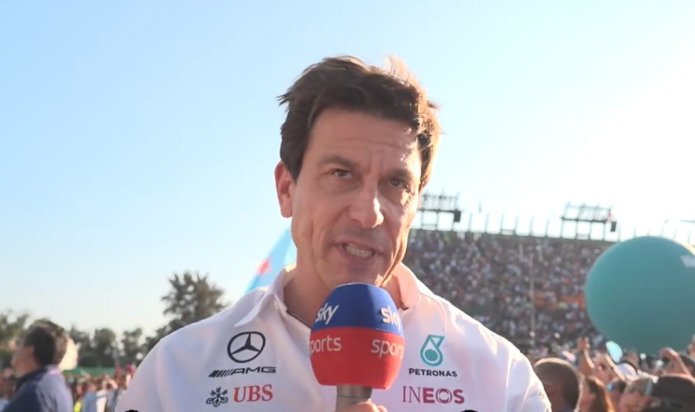 Toto Wolff gives Hamilton and Russell ultimatum as sights set on Verstappen