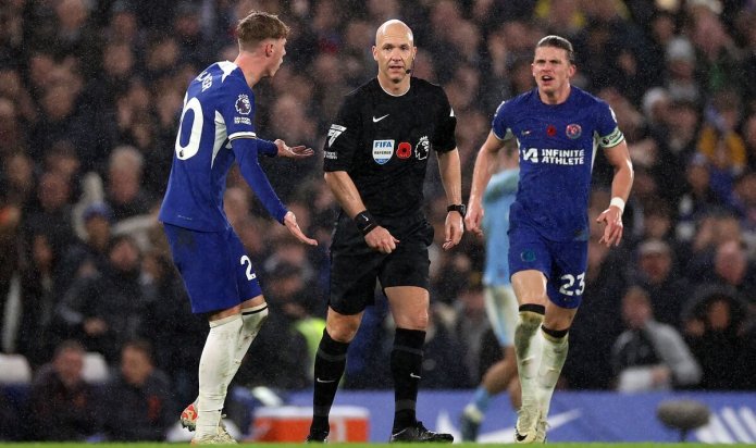 Chelsea vs Man City referee 'stitched up' by VAR as rule change called for