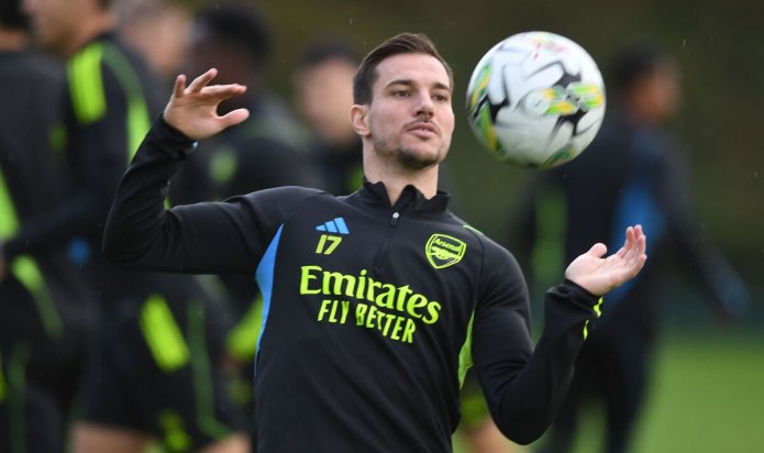 Four Arsenal stars can begin free transfer talks in January