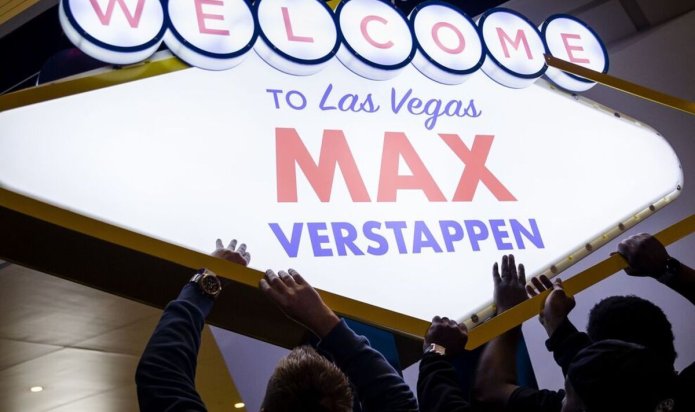 Las Vegas GP diary as ex-team principal leaves fans gobsmacked