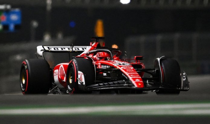 Charles Leclerc on Las Vegas GP pole as Lewis Hamilton suffers nightmare