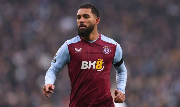 Liverpool 'lurking' as Arsenal boss Arteta told chance of Douglas Luiz transfer