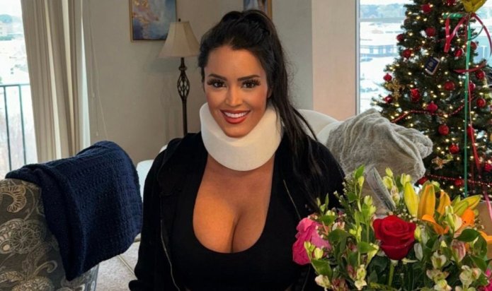 Tennis influencer Rachel Stuhlmann shares worrying photo after car crash