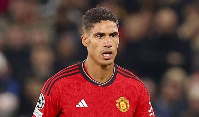 Man Utd at risk of losing Raphael Varane on free transfer after ‘contract gaffe'