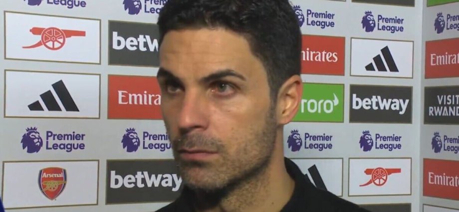 Arsenal boss Mikel Arteta humbled by interviewer after painful West Ham defeat
