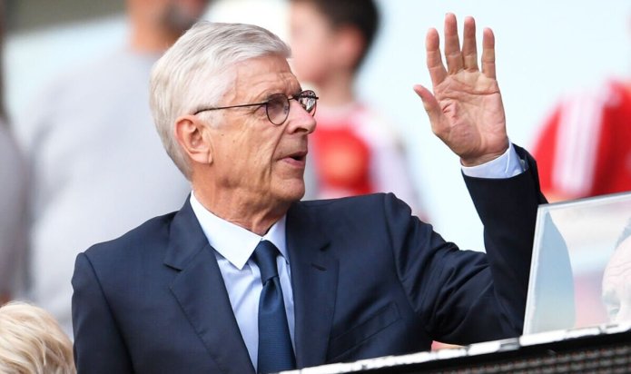 Arsenal set to wave goodbye to last Wenger signing with 'Saudi clubs interested'