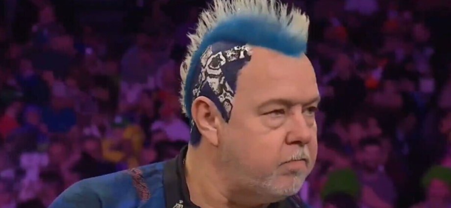 Peter Wright humiliated as Michael van Gerwen hammers him in front of home crowd