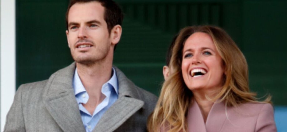Andy Murray offers 'huge apologies' to his wife Kim as he shares old video