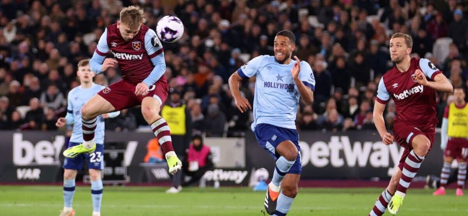 Jarrod Bowen hat-trick fires West Ham to resounding Brentford win