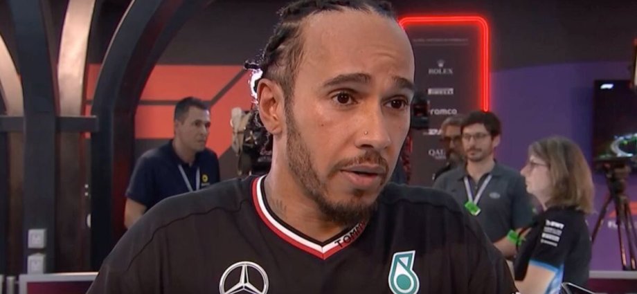 Lewis Hamilton sends message to Wolff as Mercedes 'miles off' in Saudi Arabia