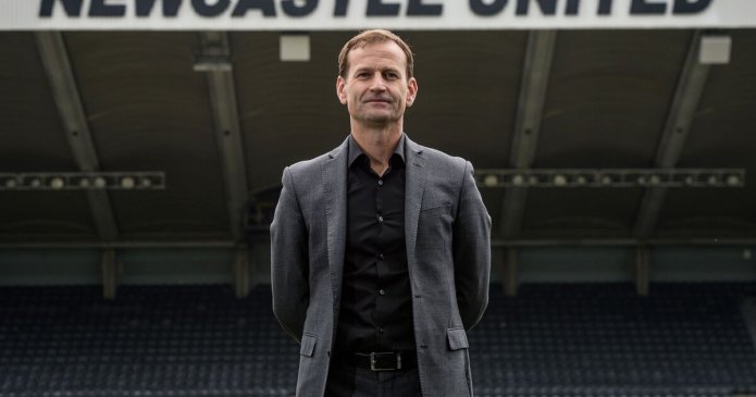 Newcastle 'consider Man Utd transfer ban' as Dan Ashworth talks take new turn