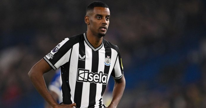 Arsenal in prime position as Man Utd 'transfer ban' will prevent Isak signing