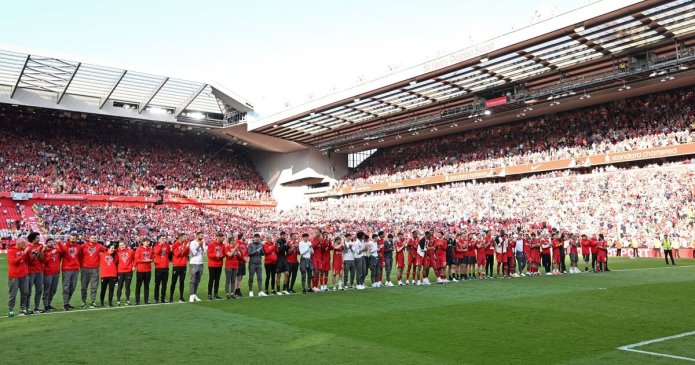 Ex-Liverpool star forced to ask for help paying for surgery following nasty inju