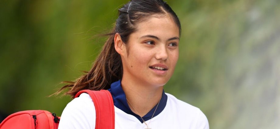 Emma Raducanu keen to make mark at Wimbledon after England Euro 2024 drama