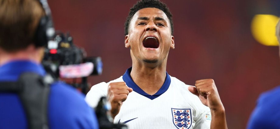 England hero Ollie Watkins' mid-match Netherlands message to Palmer proves true