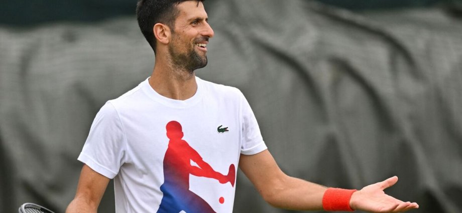 Wimbledon LIVE: Novak Djokovic booed again as star to take break from tennis