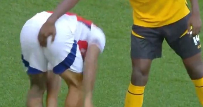 Gabriel Jesus has bum groped by Wolves star and lashes out in retailiation