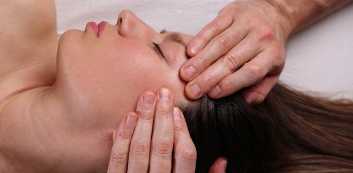 The latest anti-aging trend is massaging the skin’s fascia – here’s what you need to know