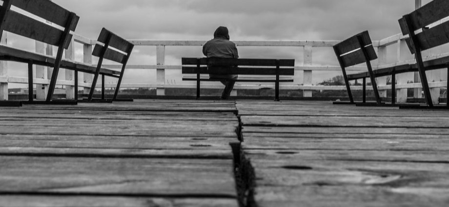 Loneliness may not make you ill after all, says new study – but that doesn’t mean we shouldn’t tackle it