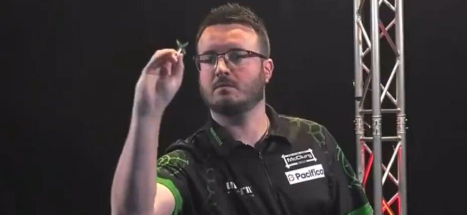 Darts ace hits three bullseyes in a row and told he should be 'given the match'