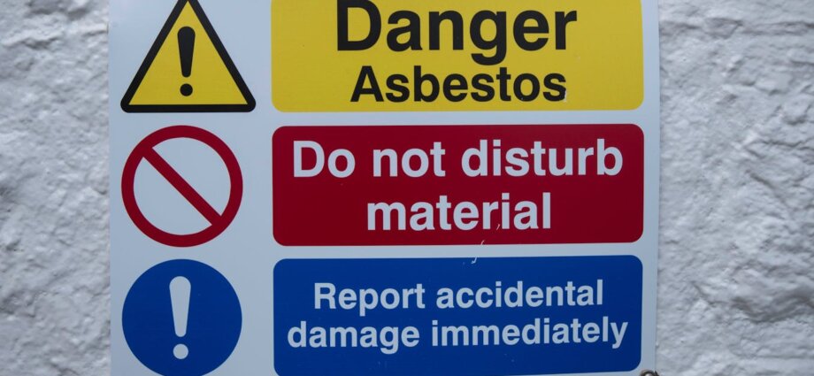 How asbestos exposure continues to be a dire health risk – 25 years after it was banned