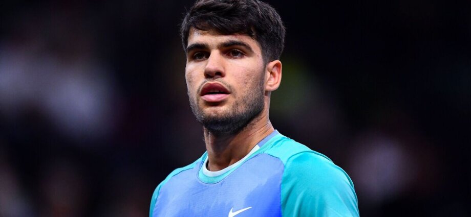 Carlos Alcaraz dumped out of Paris Masters by home star that made angry demand