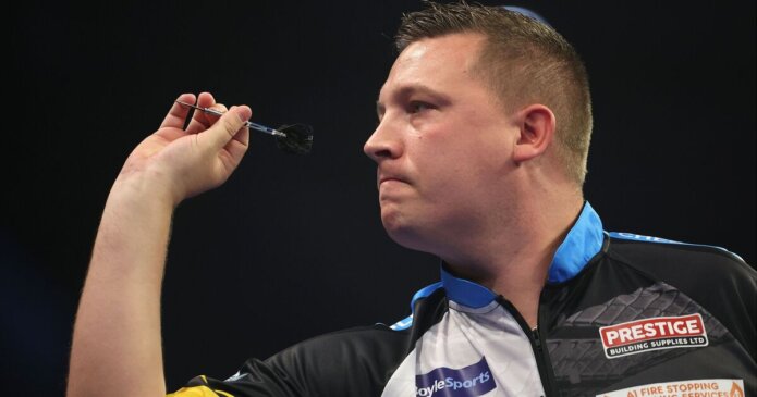 Darts star issues public apology for 's*** show' at Players Championship