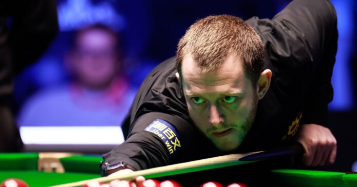 Mark Allen cracks up Scottish Open crowd with unusual actions during semi-final