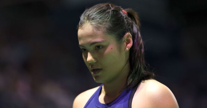 Emma Raducanu pulls out of first 2025 event as Brit suffers new injury setback