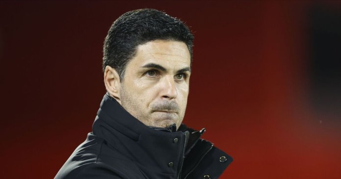 Arsenal boss Mikel Arteta points finger as Liverpool title race all but over