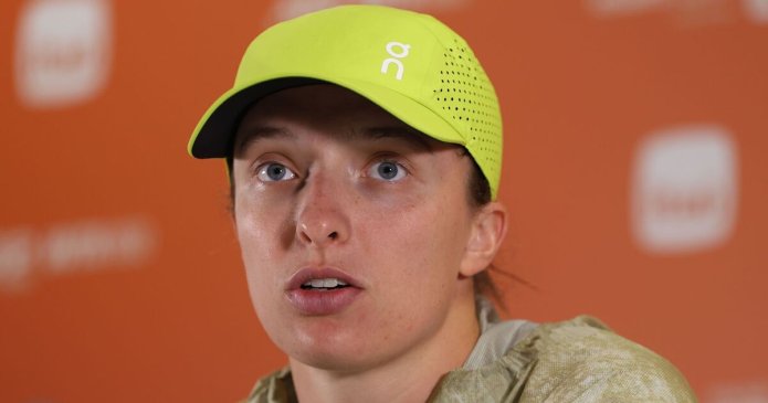 Iga Swiatek opens up on 'threats' after being harassed and given extra security