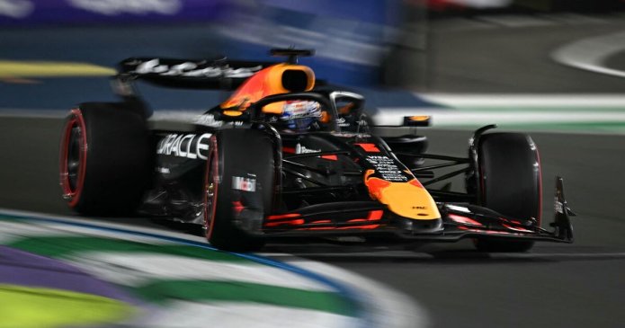 Saudi Arabian GP qualifying results: Verstappen takes pole as Norris crashes out