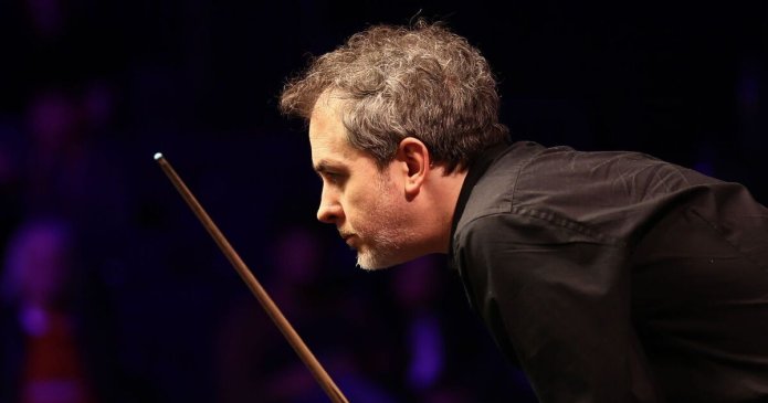 Snooker icon and Ronnie O'Sullivan's ex-practice partner retires after 34 years
