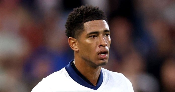 Jude Bellingham kicks water cooler in angry explosion in England vs Senegal row