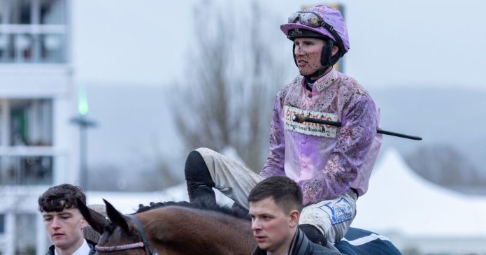 Giant jockey explains why he's turning professional despite 6ft'5 stature