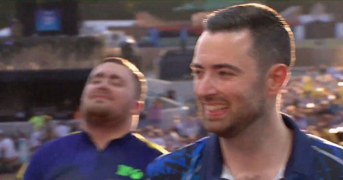 Littler and Humphries grimace as Hyde Park event creates unusual problem