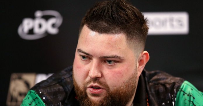 Ex-darts world champion pulls out of tournaments 'to get his eyes lasered'