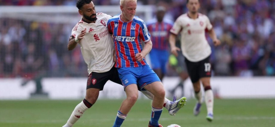 Liverpool player ratings vs Palace - Salah struggles as duo let Reds down