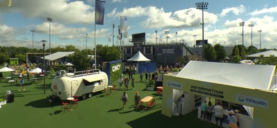 Cincinnati Open hit by power outage as tournament shuts down