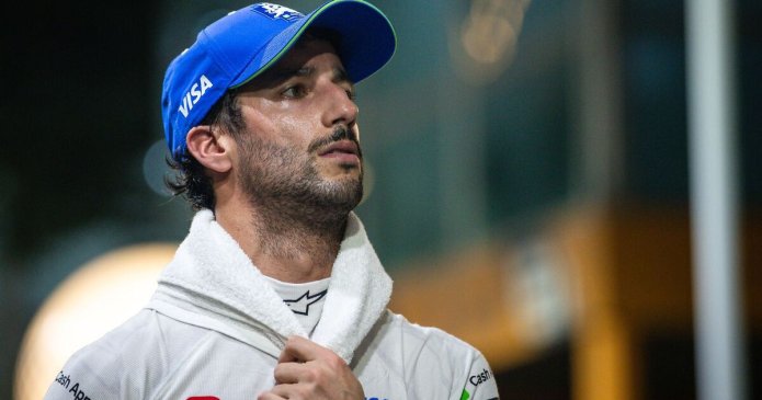 Daniel Ricciardo hospitalised after motorcycle accident in Australia