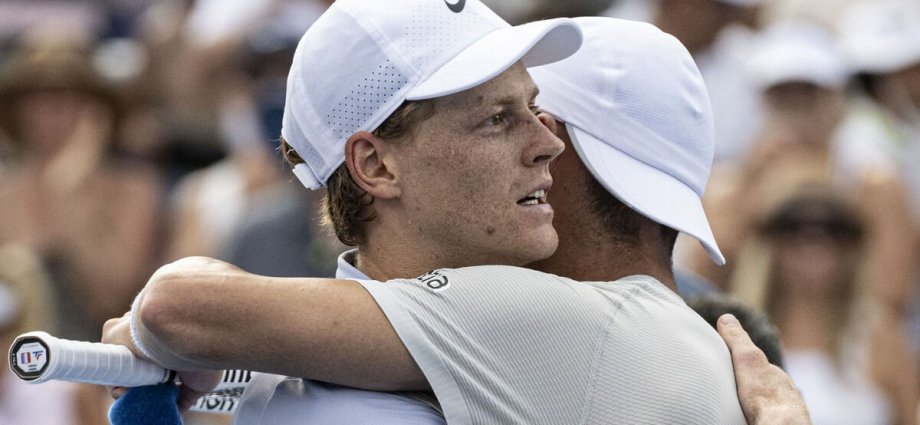 Jannik Sinner's words to opponent at end of match – 'That's what sets him apart'